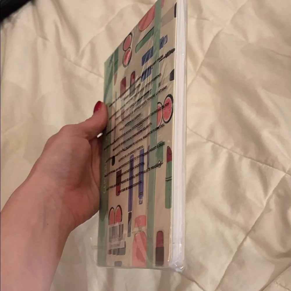 Kate‎ Spade Clinique Themed Makeup Notebook - Green, Red, Blue, Pink